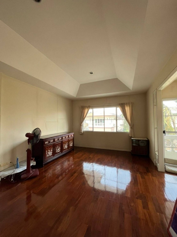 ขายบ้านพระราม 2 บางขุนเทียน : ขายบ้านเดี่ยวหมู่บ้าน ลดาวัลย์ ถ.เฉลิมพระเกียรติ ร.9 ใกล้สวนหลวง ร.9