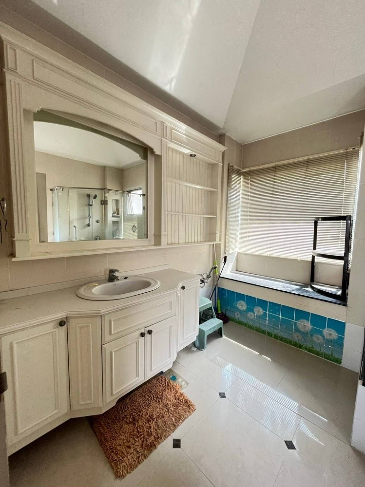 ขายบ้านพระราม 2 บางขุนเทียน : ขายบ้านเดี่ยวหมู่บ้าน ลดาวัลย์ ถ.เฉลิมพระเกียรติ ร.9 ใกล้สวนหลวง ร.9