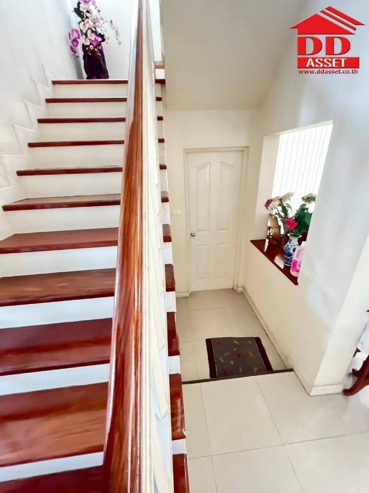 ขายบ้านพระราม 2 บางขุนเทียน : ขายบ้านเดี่ยวหมู่บ้าน ลดาวัลย์ ถ.เฉลิมพระเกียรติ ร.9 ใกล้สวนหลวง ร.9