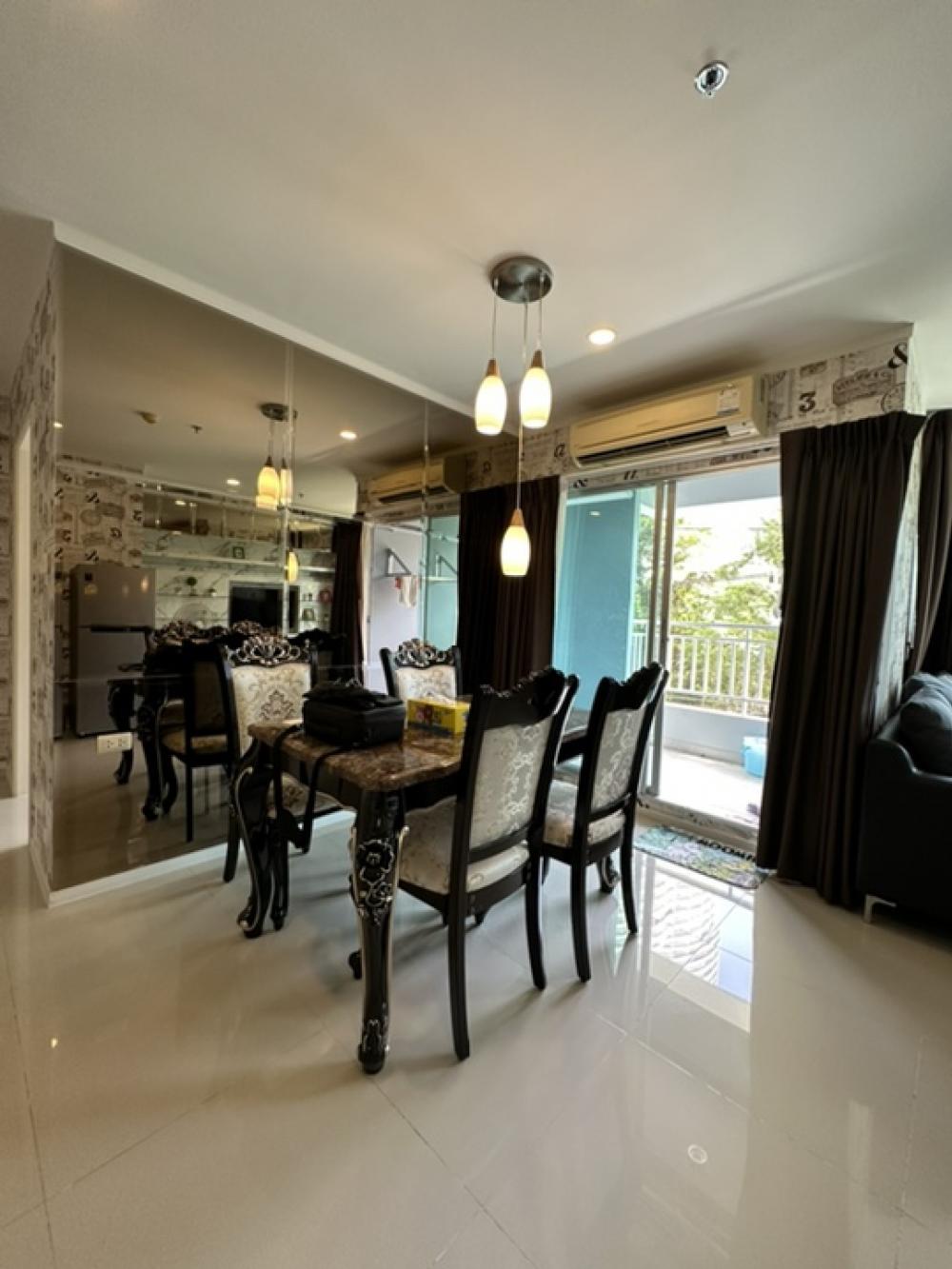 ขายคอนโดพัทยา บางแสน ชลบุรี สัตหีบ : คอนโด ลุมพินี พาร์คบีช จอมเทียน ตึก A ติดหาด ชั้น 2 ขนาดห้อง 57 ตารางเมตร ราคา 3400000 บาท