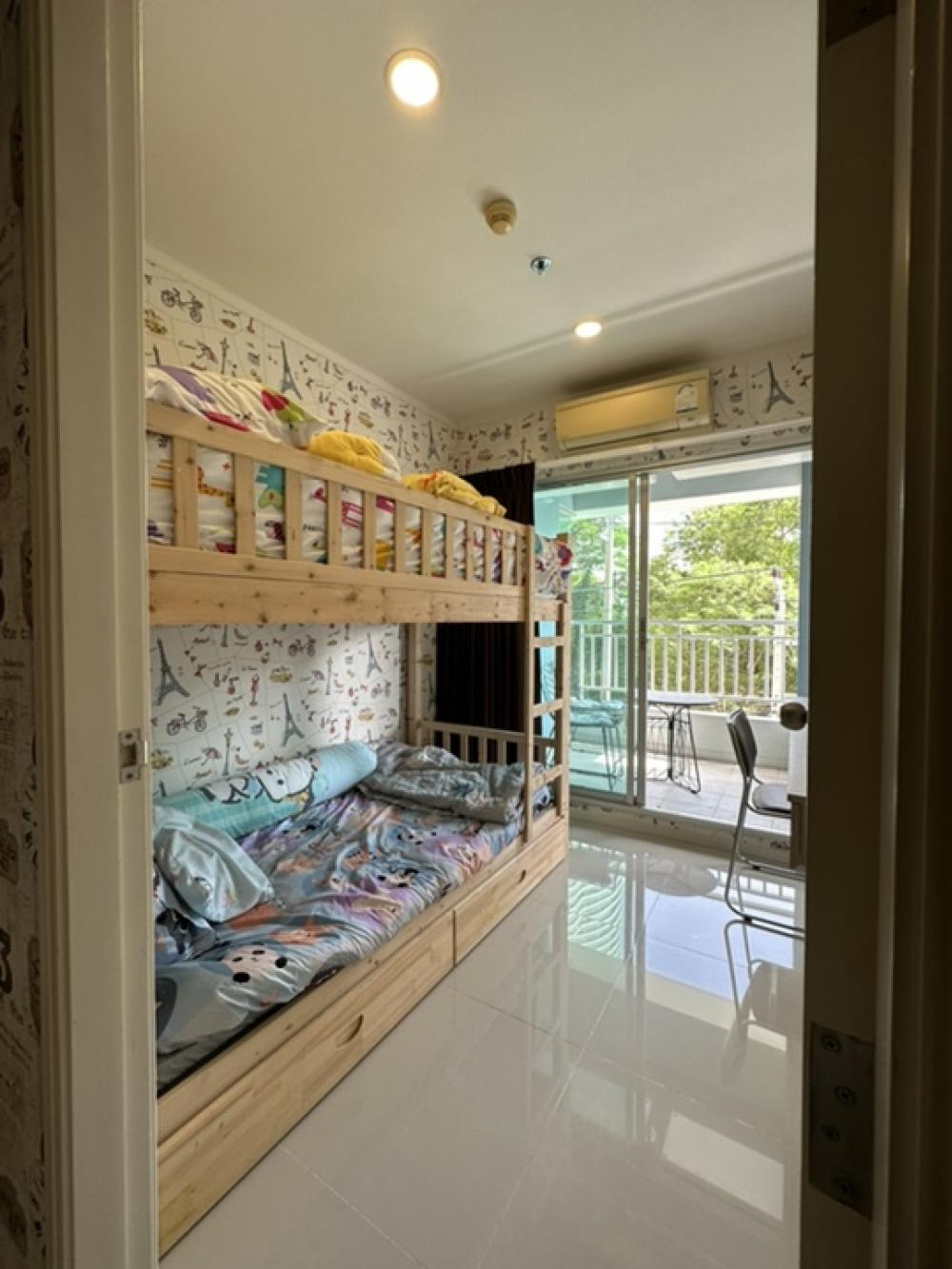 ขายคอนโดพัทยา บางแสน ชลบุรี สัตหีบ : คอนโด ลุมพินี พาร์คบีช จอมเทียน ตึก A ติดหาด ชั้น 2 ขนาดห้อง 57 ตารางเมตร ราคา 3400000 บาท