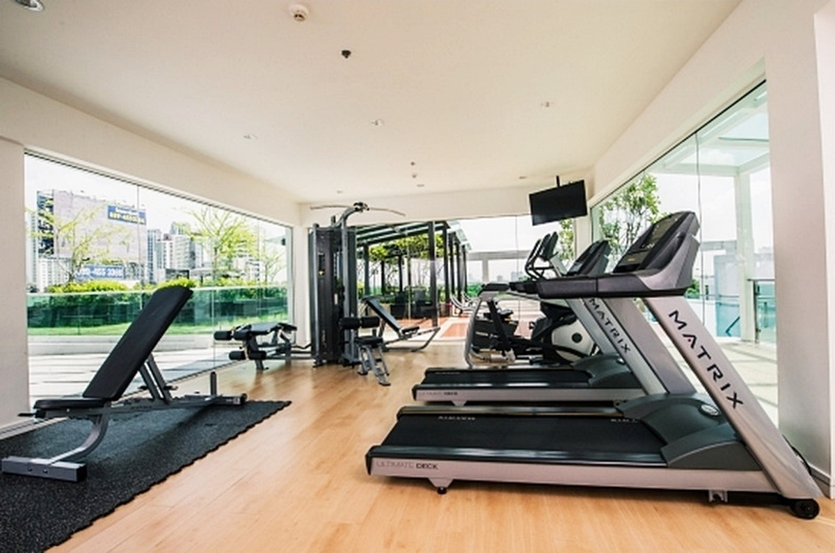 For SaleCondoRama9, Petchburi, RCA : For inquiries, call: 095-254-6826 Condo for sale or rent, TC Green Rama 9, near MRT Rama 9. There are many rooms, high floors, beautiful views, selecting the best room location. Fully decorated, ready to move in