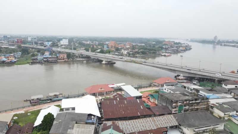 For SaleShop HouseChaengwatana, Muangthong : Building for sale, located at Pak Kret Pier, Soi Lotus, 8 booths, 5 floors, with vacant land Buildings can penetrate each other. with electric cargo lift 3 phase near Lotus / hospital and market