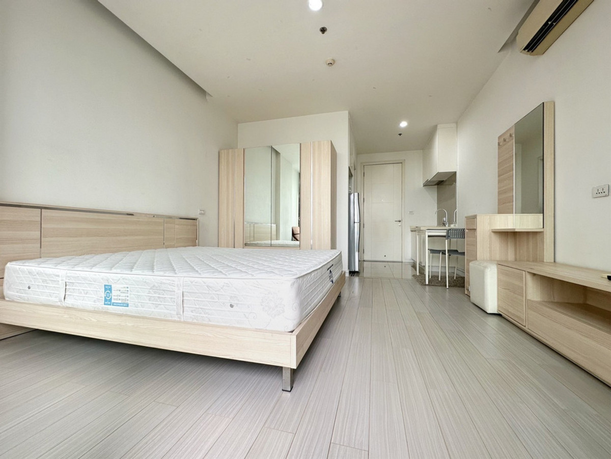 For SaleCondoRama9, Petchburi, RCA : For inquiries, call: 095-254-6826 Condo for sale or rent, TC Green Rama 9, near MRT Rama 9. There are many rooms, high floors, beautiful views, selecting the best room location. Fully decorated, ready to move in