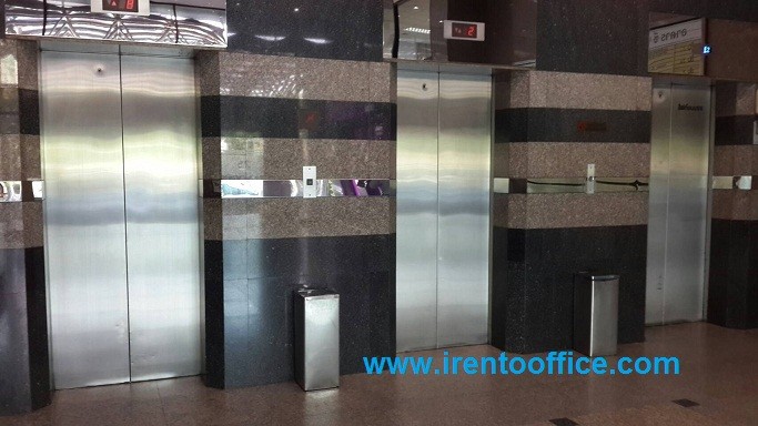 ให้เช่าสำนักงานรัชดา ห้วยขวาง : ออฟฟิศรัชดาราคาถูก พระราม9 ห้วยขวาง  อาคารซีเอสทาวเวอร์  รถใต้ดินสถานีสุทธิสาร เขตห้วยขวาง ขนาดพื้นที่ให้เช่าเริ่ม 100  ตรม. ขึ้นไป  โทร 02-512-5909, 084-543-4833 ดูข้อมูลอาคารอื่นที่ www.irentoffice.com ยินดีรับฝากขาย-เ