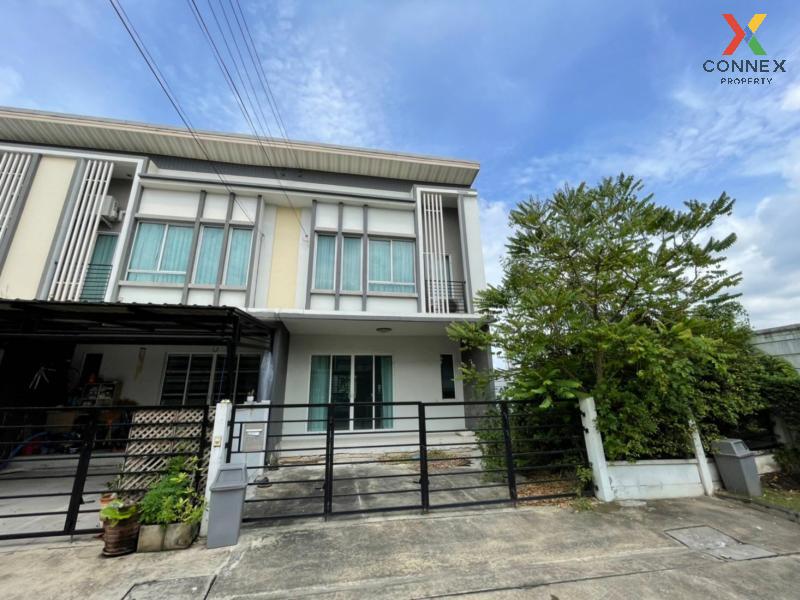 For SaleTownhomeChaengwatana, Muangthong : For sale, Pleno Tiwanon village, behind the corner, with space on the side Location of convenience Easy to travel to every destination via the expressway
