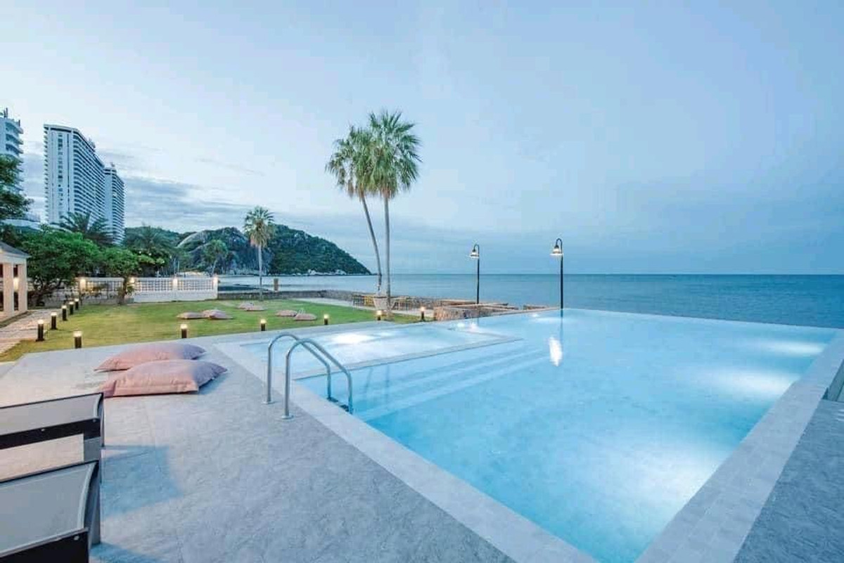 ขายหัวหิน ประจวบคีรีขันธ์ : บ้านพูลวิลล่าติดทะเลเขาเต่าหัวหิน