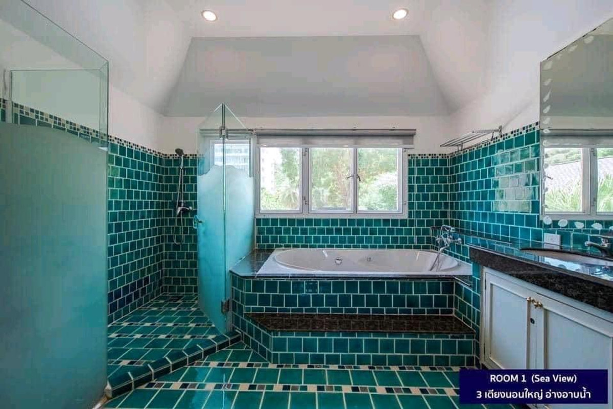 ขายหัวหิน ประจวบคีรีขันธ์ : บ้านพูลวิลล่าติดทะเลเขาเต่าหัวหิน