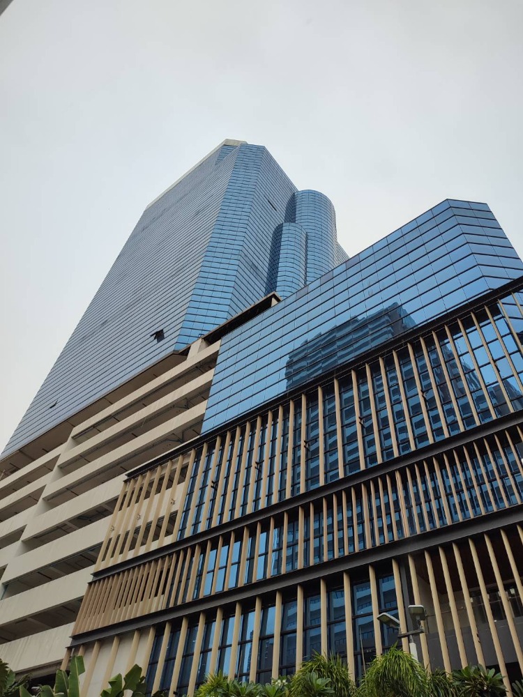 ให้เช่าสำนักงานสุขุมวิท อโศก ทองหล่อ : ให้เช่า ออฟฟิศ พื้นที่สำนักงาน (Office For Rent ) อาคาร บางกอก บิสซิเนส เซ็นเตอร์ (Bangkok Business Center : BBC) ขนาด 90 - 450 ตร.ม. (ราคา 650 บาท/ตร.ม.) ใกล้รถไฟฟ้า BTSเอกมัย, สุขุมวิท63, เอกมัย, Major เอกมัย, Donki