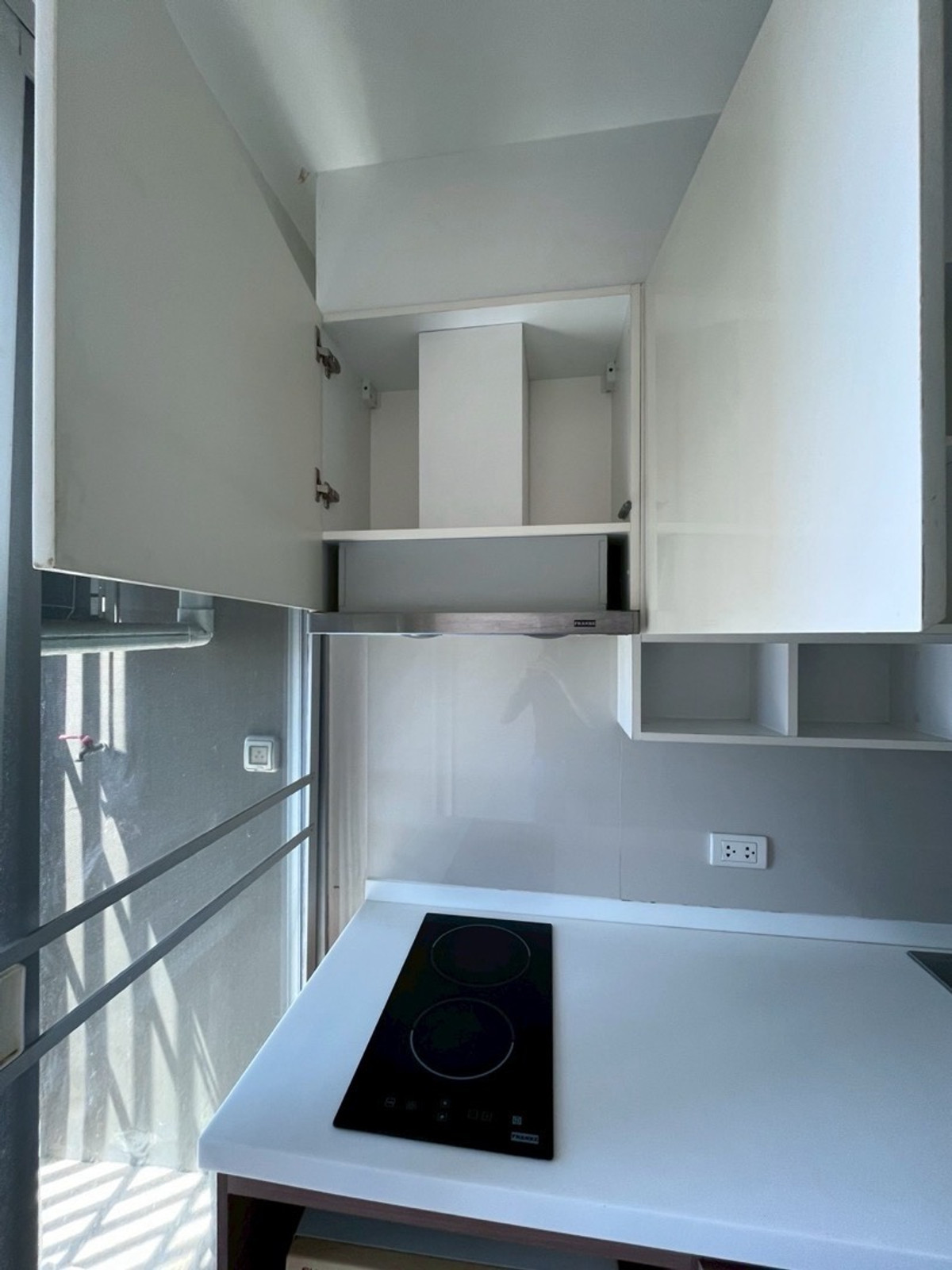 For RentCondoSathorn, Narathiwat : For  Rent  Fuse Chan -SathornSpecial price 12,000