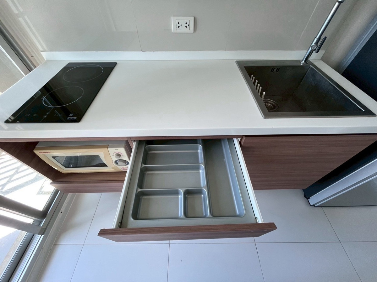 For RentCondoSathorn, Narathiwat : For  Rent  Fuse Chan -SathornSpecial price 12,000