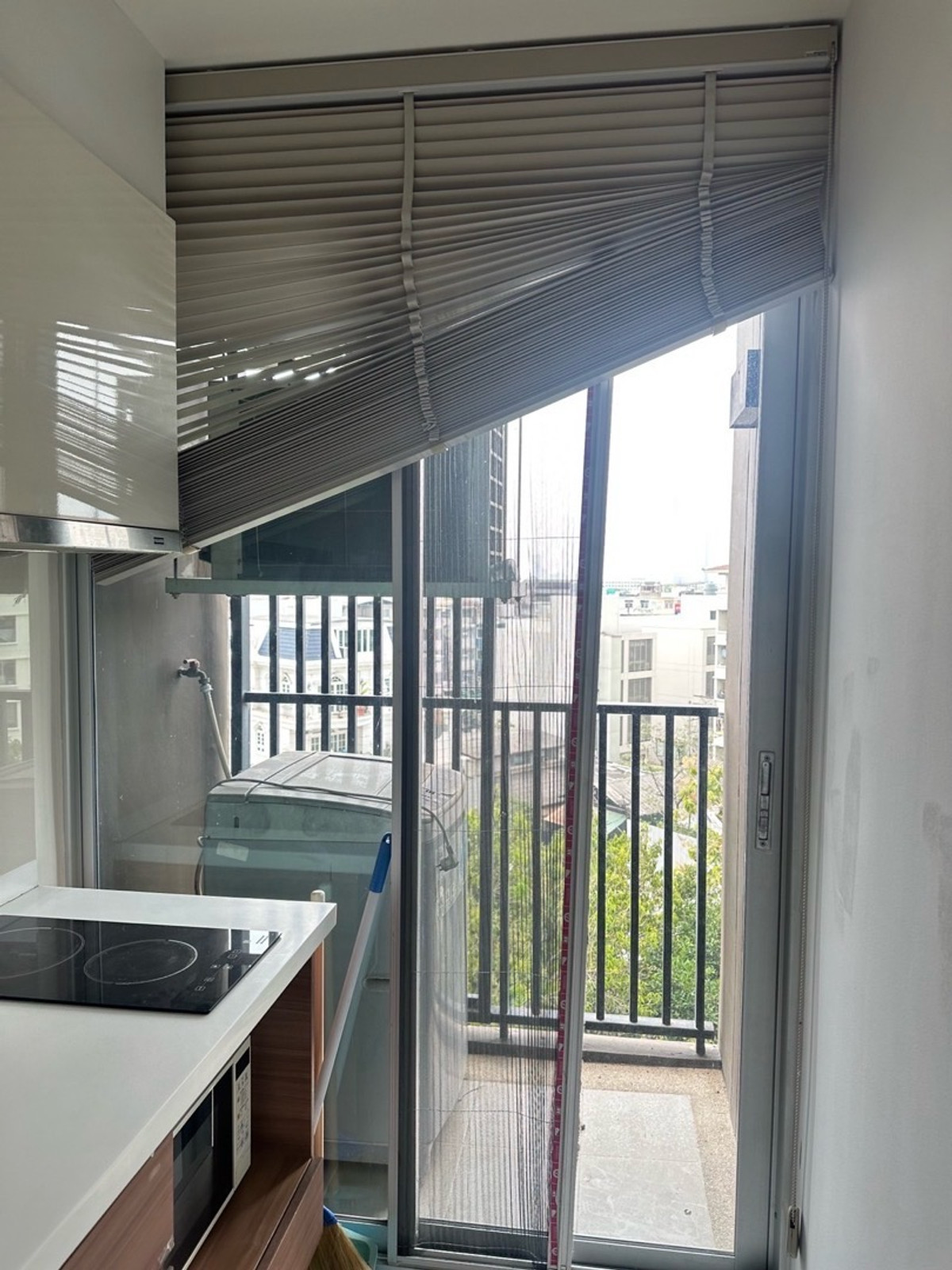 For RentCondoSathorn, Narathiwat : For  Rent  Fuse Chan -SathornSpecial price 12,000