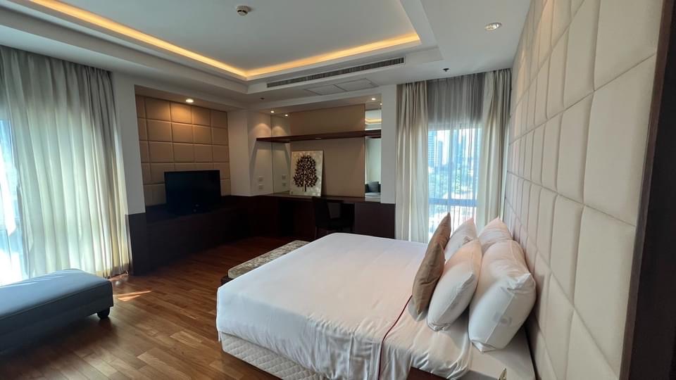 ให้เช่าคอนโดวิทยุ ชิดลม หลังสวน : Royal Residence Park 3bed 3bath 230sqm. 140,000/mth