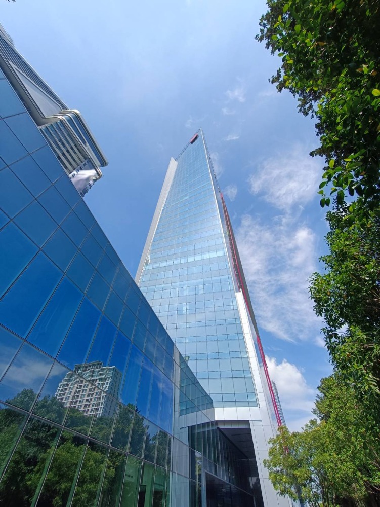 ให้เช่าสำนักงานอ่อนนุช อุดมสุข : ให้เช่า เซอร์วิส ออฟฟิศ Serviced Office พื้นที่สำนักงาน ตกแต่งสวย พร้อมเข้าอยู่ อาคาร 66 ทาวเวอร์ บีทีเอส อุดมสุข ( 66 Tower BTS Udom Suk Office Building ) 2 Workstations ราคาเช่า 15,590 บาท/เดือน ใกล้รถไฟฟ้า BTSอุดมสุข