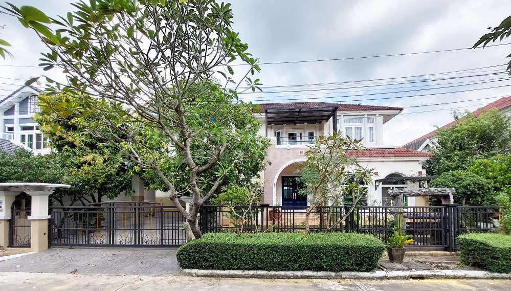 ขายบ้านลาดกระบัง สุวรรณภูมิ : 🎯ปรับลงอีก 3 ล้าน บ้านเดี่ยวหลังใหญ่ สวยใหม่ โครงการร่มรื่น ติดถนนเฉลิมพระเกียรติ ร.9