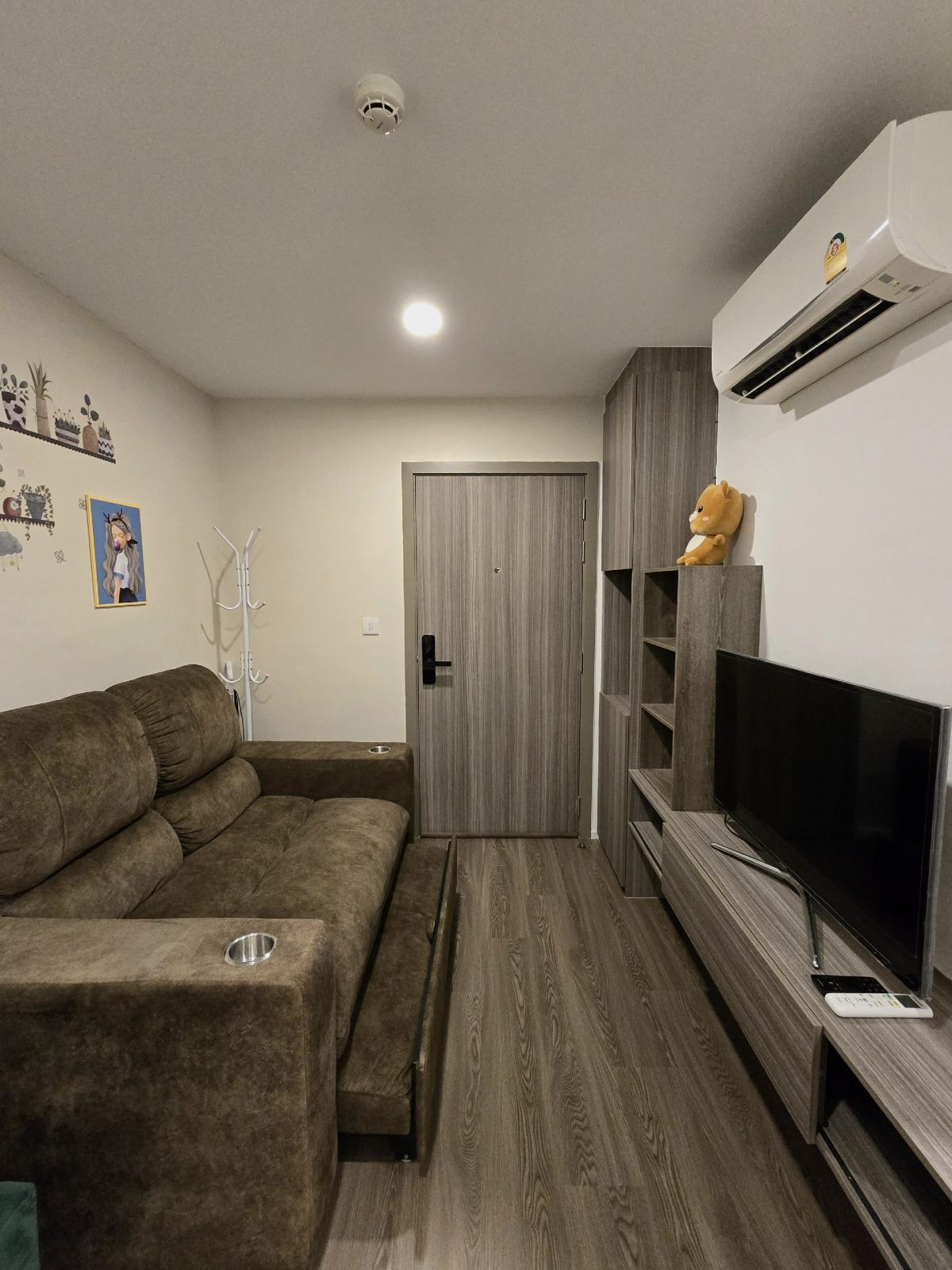 For RentCondoVipawadee, Don Mueang, Lak Si : Owner Post 
💡Available in Sep. 2026💡
The Origin Phahol-Saphanmai close to BTS Station (Green Line)
🩶Fully Furnished
🩶Electrical Appliances
🩶Near Don Mueang Airport