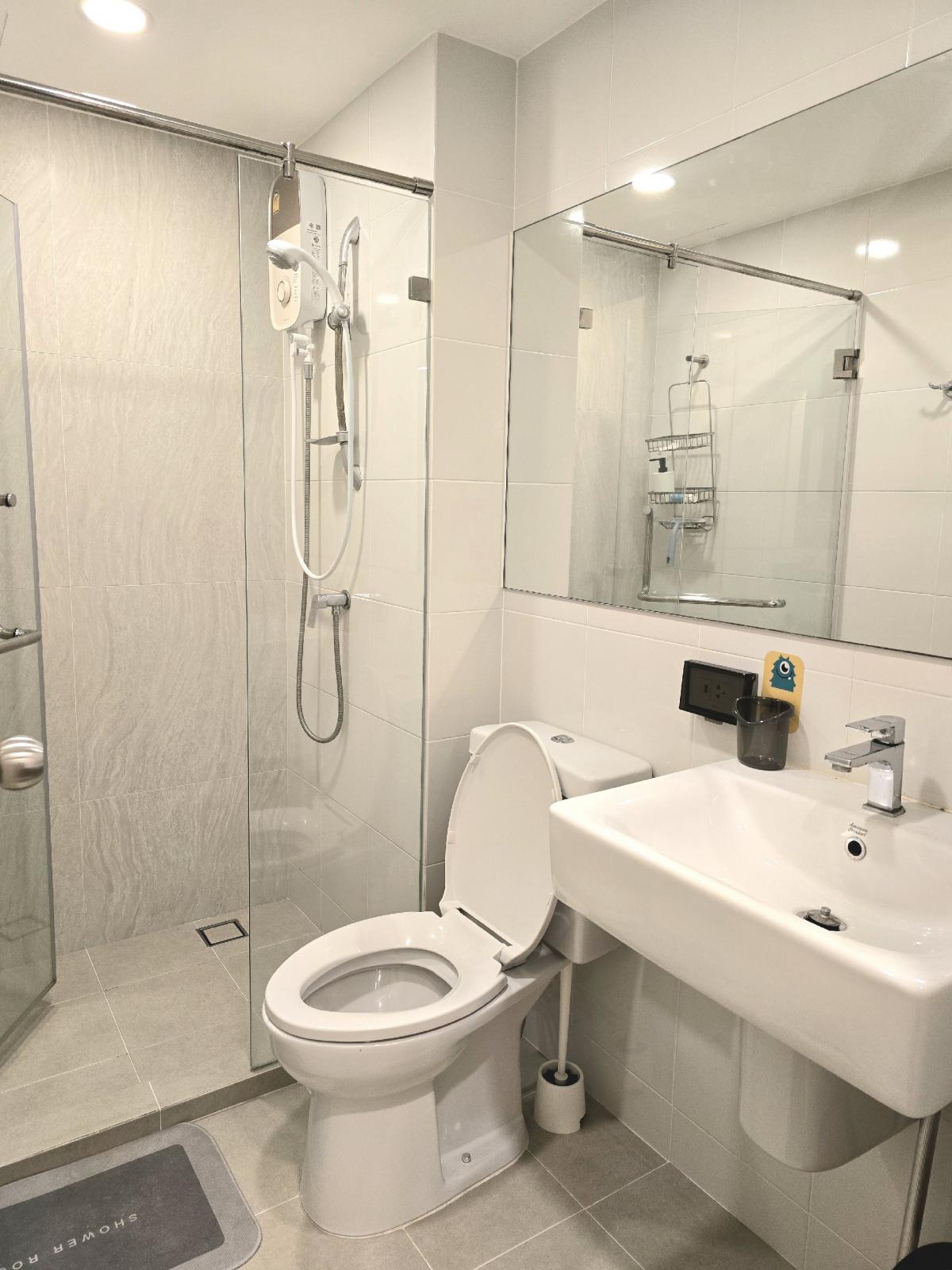 For RentCondoVipawadee, Don Mueang, Lak Si : Owner Post 
💡Available in Sep. 2026💡
The Origin Phahol-Saphanmai close to BTS Station (Green Line)
🩶Fully Furnished
🩶Electrical Appliances
🩶Near Don Mueang Airport