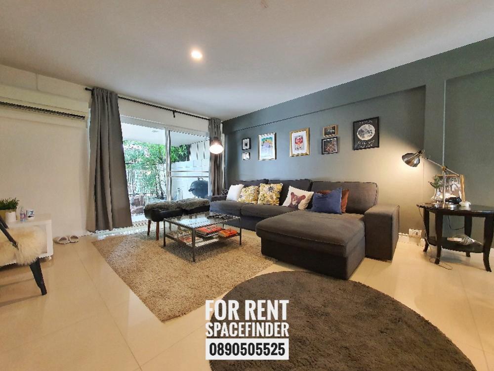 For RentTownhomeSukhumvit, Asoke, Thonglor : “ The Cozy Ekkamai Haus “ Call Spacefinder 08905055252 Storey25 sq.wa 200 sq.m. 3 bedrooms  2 bathrooms (bathtub)1 car parking spot Small Pet accepted Fully Furnished with electric appliances Rental price : 60,000 Baht/month(1 year min