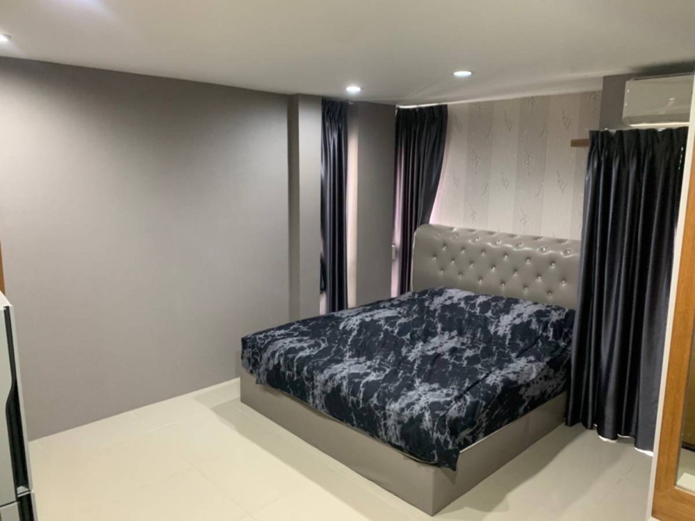 For RentCondoMin Buri, Romklao : Condo for rent Assakan City Ramkhamhaeng, beautiful room with electrical appliances, furniture