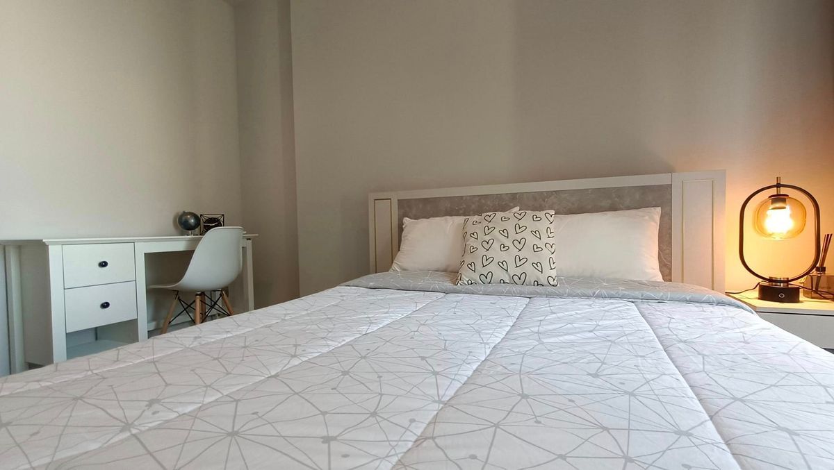 For RentCondoRama9, Petchburi, RCA : Life Asoke Rama 9 Condo Rama9 for Rent イフ アソーク ラマナイン near MRT Rama 9 Bangkok