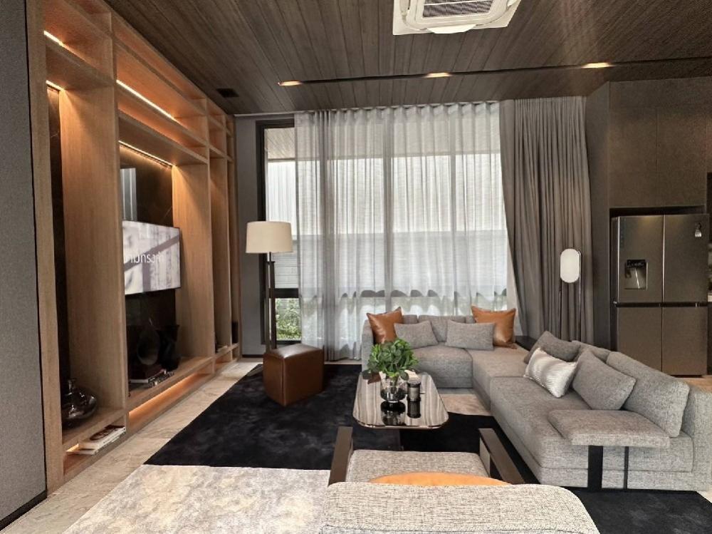 ขายดาวน์บ้านพัฒนาการ ศรีนครินทร์ : ขายด่วนก่อนโอน Siraninn residences  พัฒนาการ32 ทำเลดีที่สุดถนนเมน