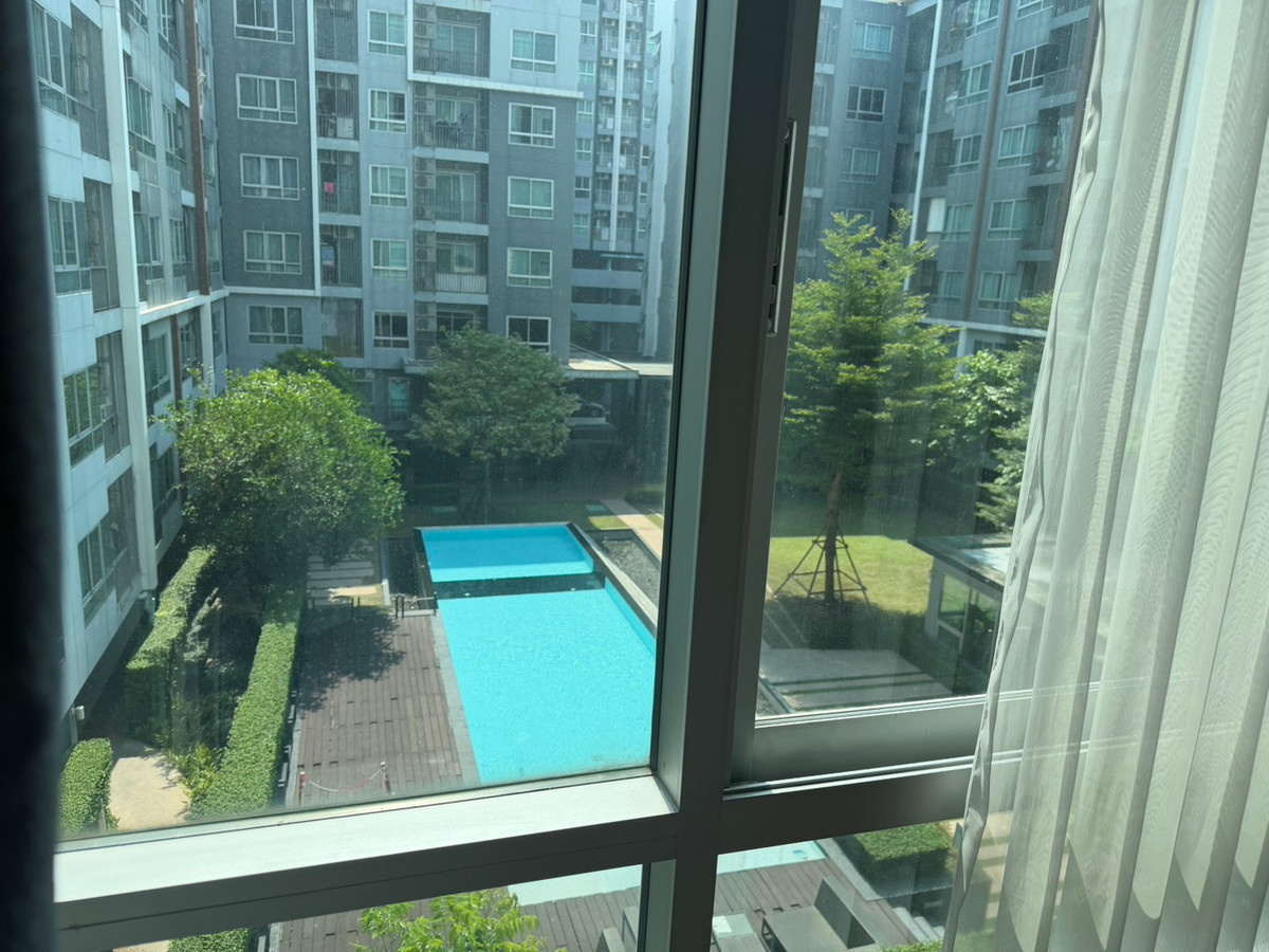 For RentCondoChaengwatana, Muangthong : Condo for rent, Hall mark Chaengwattana 17, size 34 sq m., price 9,000 baht, Building B, 8th floor, room 47/158, opposite Central Chaengwattana. Next to the main road, easy to enter and exit.  (New room ready to move in)