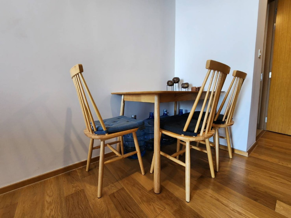 For SaleCondoSathorn, Narathiwat : Sell ​​Noble Revo Silom, Noble Revo Silom, good location condo in Silom and Sathorn area, 160 meters away from Surasak BTS, high floor, corner room, 55 sq m, 1 bed, river view, west, fully furnished, 7.5 million baht.*