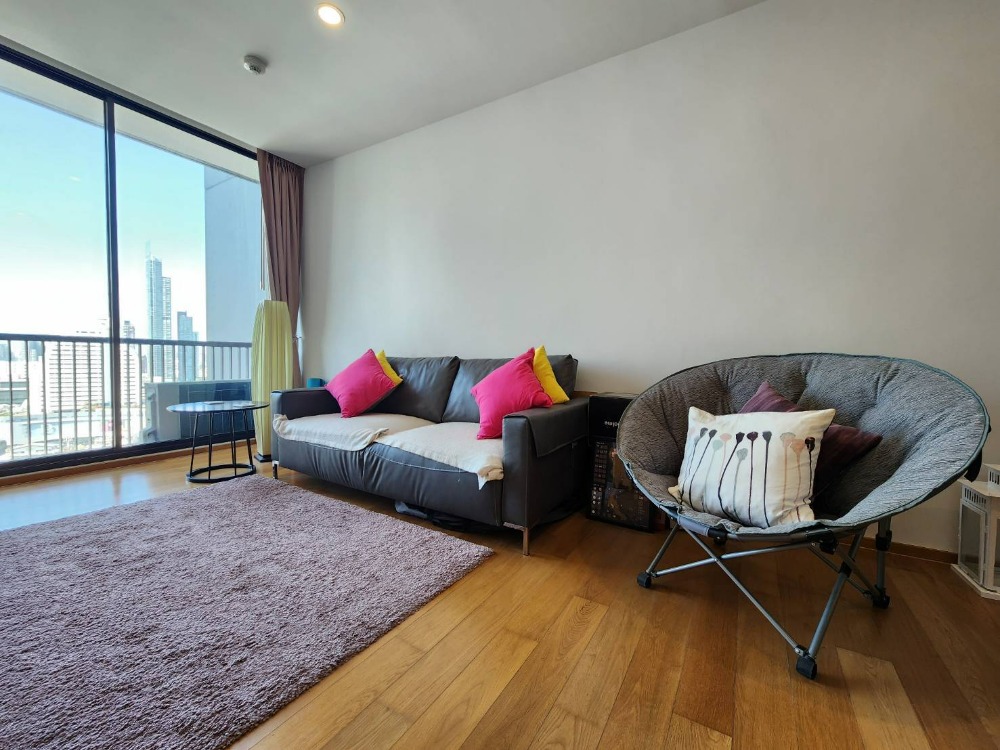 For SaleCondoSathorn, Narathiwat : Sell ​​Noble Revo Silom, Noble Revo Silom, good location condo in Silom and Sathorn area, 160 meters away from Surasak BTS, high floor, corner room, 55 sq m, 1 bed, river view, west, fully furnished, 7.5 million baht.*