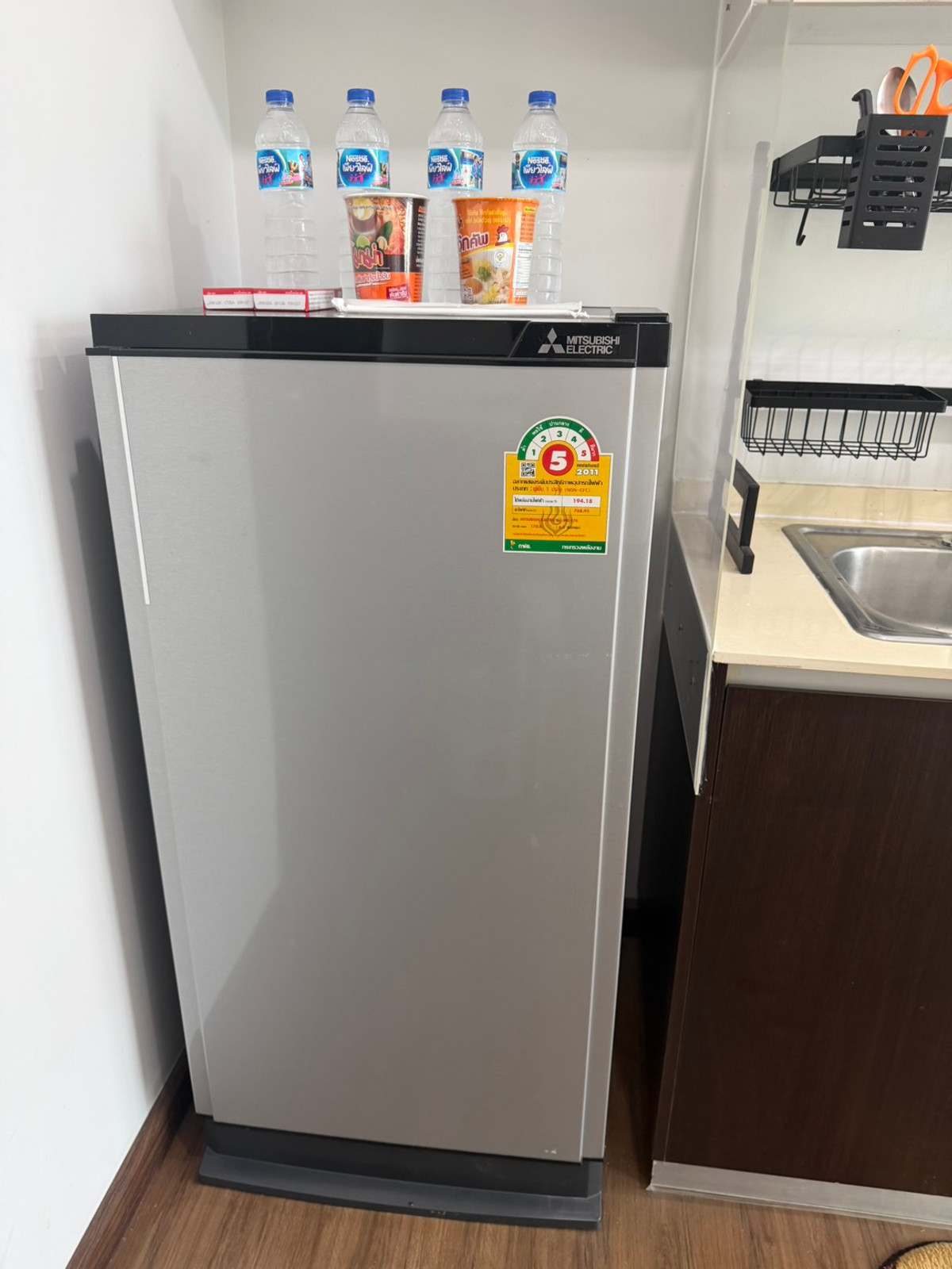 For RentCondoChaengwatana, Muangthong : Condo for rent, Hall mark Chaengwattana 17, size 34 sq m., price 9,000 baht, Building B, 8th floor, room 47/158, opposite Central Chaengwattana. Next to the main road, easy to enter and exit.  (New room ready to move in)