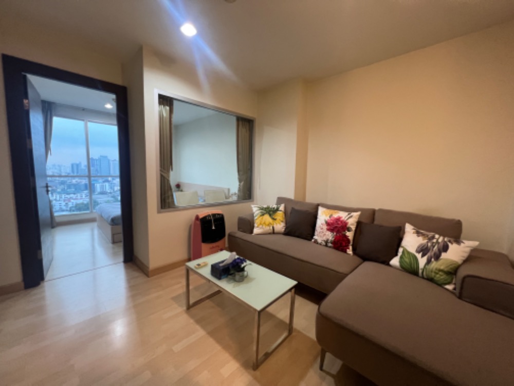 ให้เช่าคอนโดรัชดา ห้วยขวาง : for rent Rhythm ratchada 1 bed super deal !! ❤️✨🌟