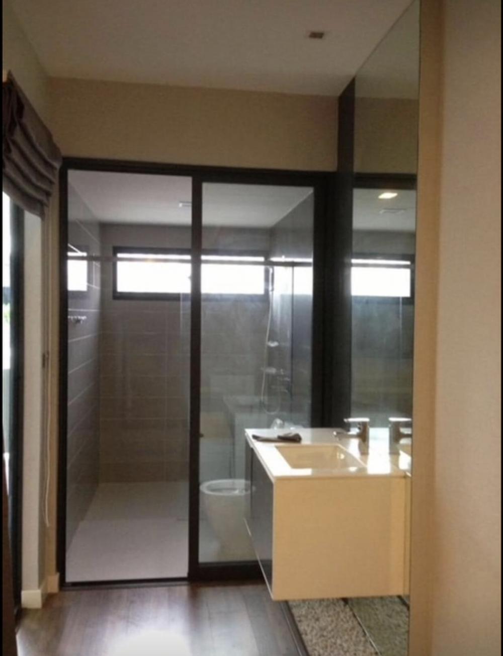 ให้เช่าทาวน์โฮมนวมินทร์ รามอินทรา : ให้เช่าทาวน์โฮม หมู่บ้าน the terrace (เดอะ เทอเรซ) ซอยรามอินทรา65 ห่างจากสถานีรถไฟฟ้าสายสีชมพู 150เมตร