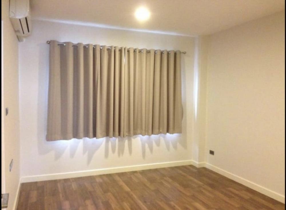 ให้เช่าทาวน์โฮมนวมินทร์ รามอินทรา : ให้เช่าทาวน์โฮม หมู่บ้าน the terrace (เดอะ เทอเรซ) ซอยรามอินทรา65 ห่างจากสถานีรถไฟฟ้าสายสีชมพู 150เมตร