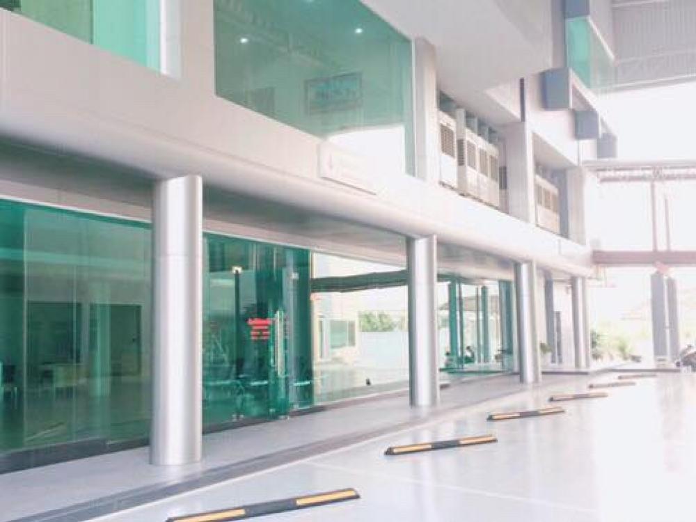 ให้เช่าโชว์รูมพัทยา บางแสน ชลบุรี สัตหีบ : เช่าโชว์รูมรถยนต์ติดถนนสุขุมวิท 7-2-55 ไร่ แถวอมตะนครซิตี้ ชลบุรี 11,000 ตร.ม สภาพดีมาก