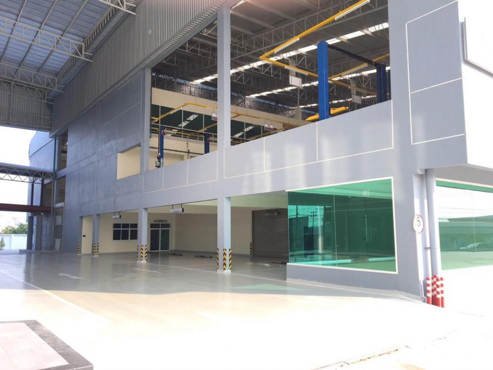 ให้เช่าโชว์รูมพัทยา บางแสน ชลบุรี สัตหีบ : เช่าโชว์รูมรถยนต์ติดถนนสุขุมวิท 7-2-55 ไร่ แถวอมตะนครซิตี้ ชลบุรี 11,000 ตร.ม สภาพดีมาก