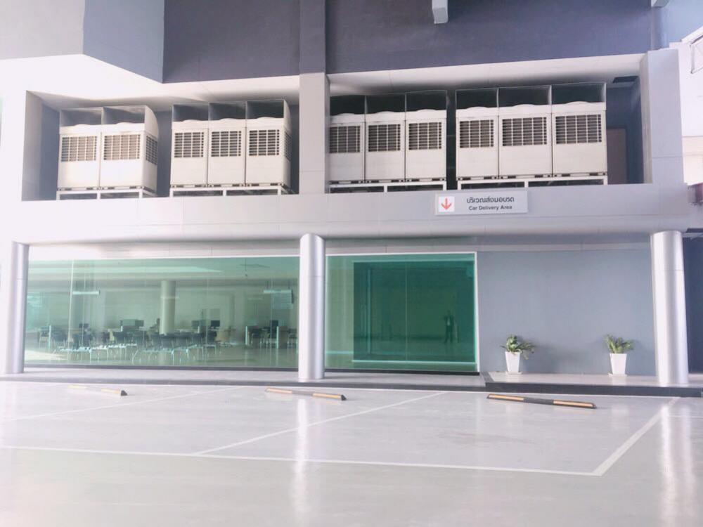 ให้เช่าโชว์รูมพัทยา บางแสน ชลบุรี สัตหีบ : เช่าโชว์รูมรถยนต์ติดถนนสุขุมวิท 7-2-55 ไร่ แถวอมตะนครซิตี้ ชลบุรี 11,000 ตร.ม สภาพดีมาก