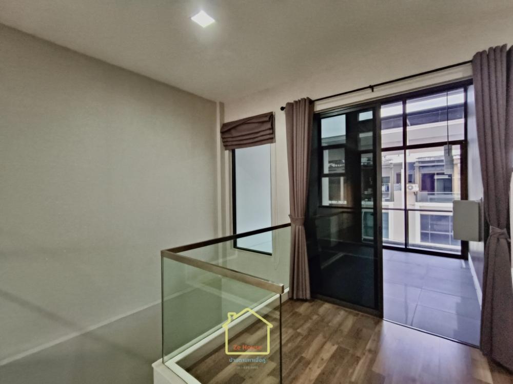 ให้เช่าทาวน์โฮมนวมินทร์ รามอินทรา : ให้เช่าทาวน์โฮม หมู่บ้าน the terrace (เดอะ เทอเรซ) ซอยรามอินทรา65 ห่างจากสถานีรถไฟฟ้าสายสีชมพู 150เมตร