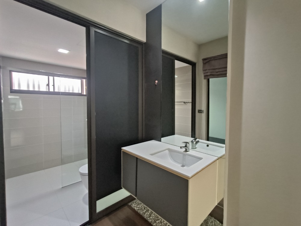 ให้เช่าทาวน์โฮมนวมินทร์ รามอินทรา : ให้เช่าทาวน์โฮม หมู่บ้าน the terrace (เดอะ เทอเรซ) ซอยรามอินทรา65 ห่างจากสถานีรถไฟฟ้าสายสีชมพู 150เมตร