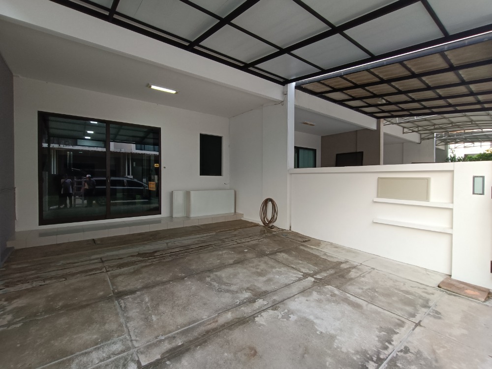 ให้เช่าทาวน์โฮมนวมินทร์ รามอินทรา : ให้เช่าทาวน์โฮม หมู่บ้าน the terrace (เดอะ เทอเรซ) ซอยรามอินทรา65 ห่างจากสถานีรถไฟฟ้าสายสีชมพู 150เมตร