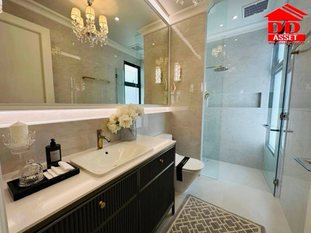 ขายบ้านสุขุมวิท อโศก ทองหล่อ : ขาย ลาวิสต้า เอกมัย10 Lavista Prestige Village Ekkamai 10 บ้าน luxury เอกมัย สุขุมวิท63 บ้านพร้อมลิฟท์ ใกล้ Bts เอกมัย