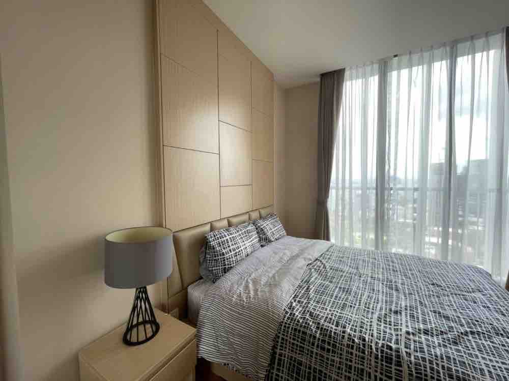 ให้เช่าคอนโดสุขุมวิท อโศก ทองหล่อ : Special for rent Park 24 2 bedrooms super high floor