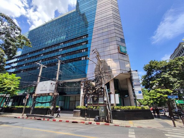 ให้เช่าสำนักงานสีลม ศาลาแดง บางรัก : ให้เช่า ออฟฟิศ พื้นที่สำนักงาน (Office For Rent) อาคาร ลิเบอร์ตี้ สแควร์ สีลม (Liberty Square Office Building) ชั้น 9 ขนาด 150 ตร.ม. (ราคา 680 บาท/ตร.ม.) ใกล้รถไฟฟ้า BTSศาลาแดง, MRTสีลม, ติดถนนสีลม, ย่านสีลม, ศาลาแดง