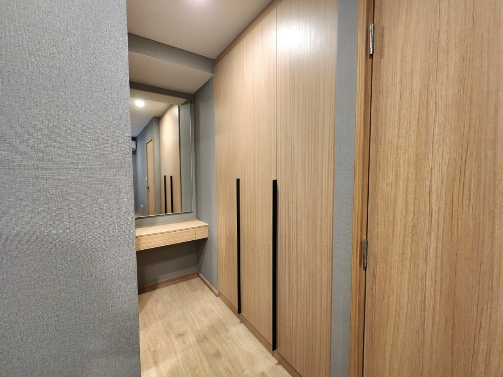 ให้เช่าคอนโดวงเวียนใหญ่ เจริญนคร : ว่างครับผม**สถานะตามภาพปก มีเครื่องซักผ้า แอร์ 2 ตัว!! มีห้องใหม่มือ 1 The Most อิสรภาพ** ชั้น 4  พร้อมอยู่ ใกล้ศิริราชที่สุด SN517.69