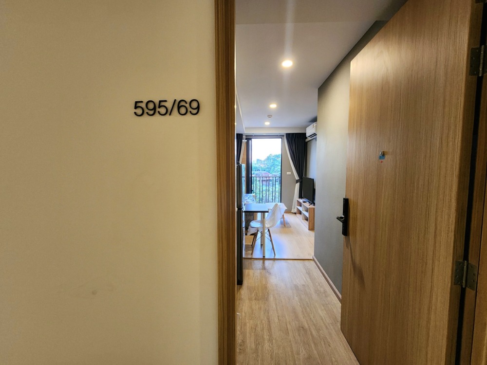 ให้เช่าคอนโดวงเวียนใหญ่ เจริญนคร : ว่างครับผม**สถานะตามภาพปก มีเครื่องซักผ้า แอร์ 2 ตัว!! มีห้องใหม่มือ 1 The Most อิสรภาพ** ชั้น 4  พร้อมอยู่ ใกล้ศิริราชที่สุด SN517.69