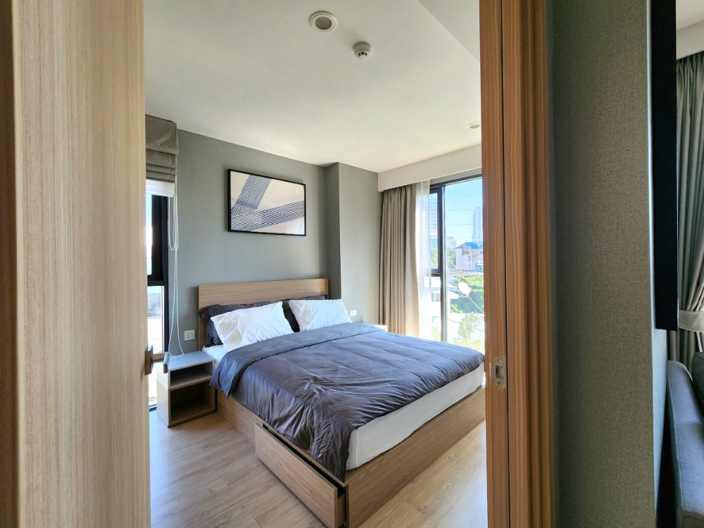 ให้เช่าคอนโดวงเวียนใหญ่ เจริญนคร : *ห้องว่างครับผมแบบ 2 Bed ห้องตัวอย่างเอามาปล่อย มือ 1 จอดรถได้ 2 คัน ** ให้เช่า The Most อิสรภาพ ใกล้ศิริราชที่สุด ใกล้MRTบางขุนนนท์ !! SN517.411