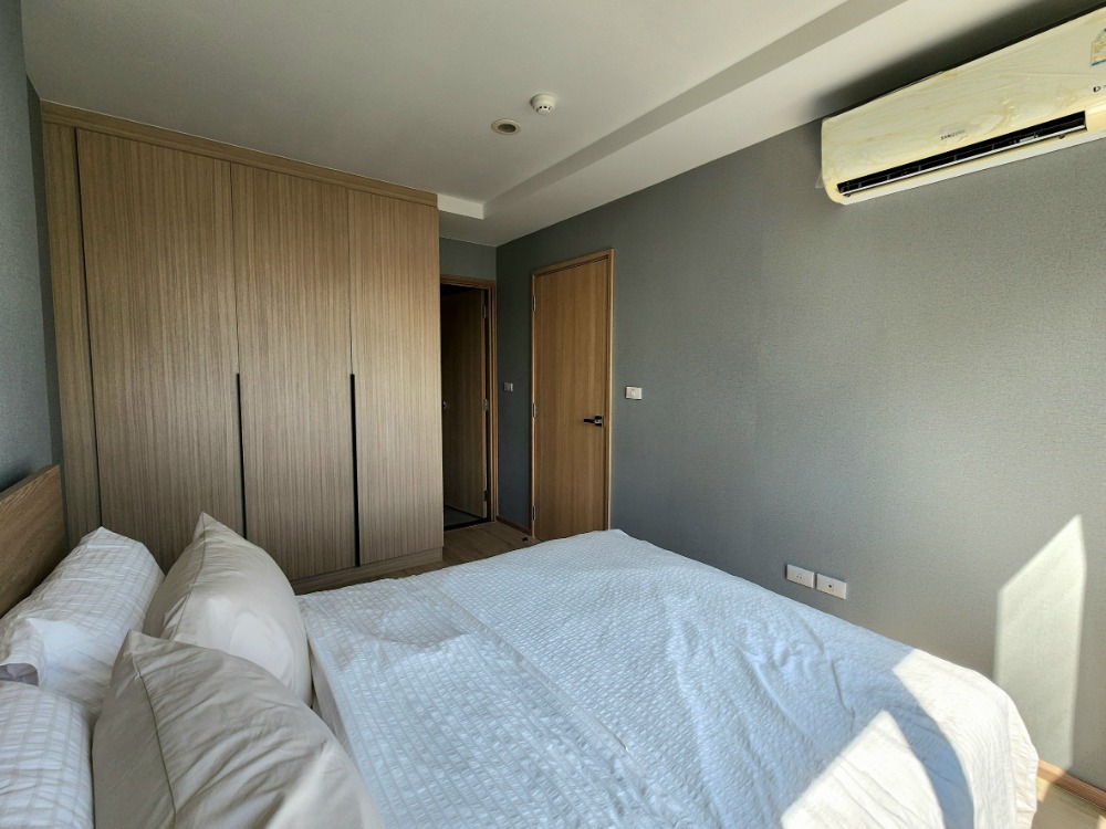 ให้เช่าคอนโดวงเวียนใหญ่ เจริญนคร : *ห้องว่างครับผมแบบ 2 Bed ห้องตัวอย่างเอามาปล่อย มือ 1 จอดรถได้ 2 คัน ** ให้เช่า The Most อิสรภาพ ใกล้ศิริราชที่สุด ใกล้MRTบางขุนนนท์ !! SN517.411