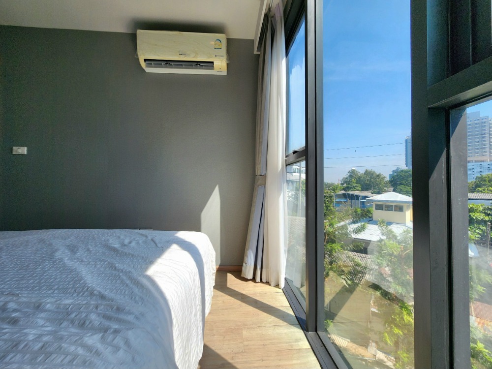 ให้เช่าคอนโดวงเวียนใหญ่ เจริญนคร : *ห้องว่างครับผมแบบ 2 Bed ห้องตัวอย่างเอามาปล่อย มือ 1 จอดรถได้ 2 คัน ** ให้เช่า The Most อิสรภาพ ใกล้ศิริราชที่สุด ใกล้MRTบางขุนนนท์ !! SN517.411