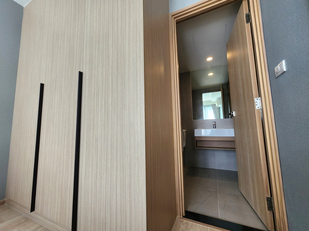 ให้เช่าคอนโดวงเวียนใหญ่ เจริญนคร : *ห้องว่างครับผมแบบ 2 Bed ห้องตัวอย่างเอามาปล่อย มือ 1 จอดรถได้ 2 คัน ** ให้เช่า The Most อิสรภาพ ใกล้ศิริราชที่สุด ใกล้MRTบางขุนนนท์ !! SN517.411