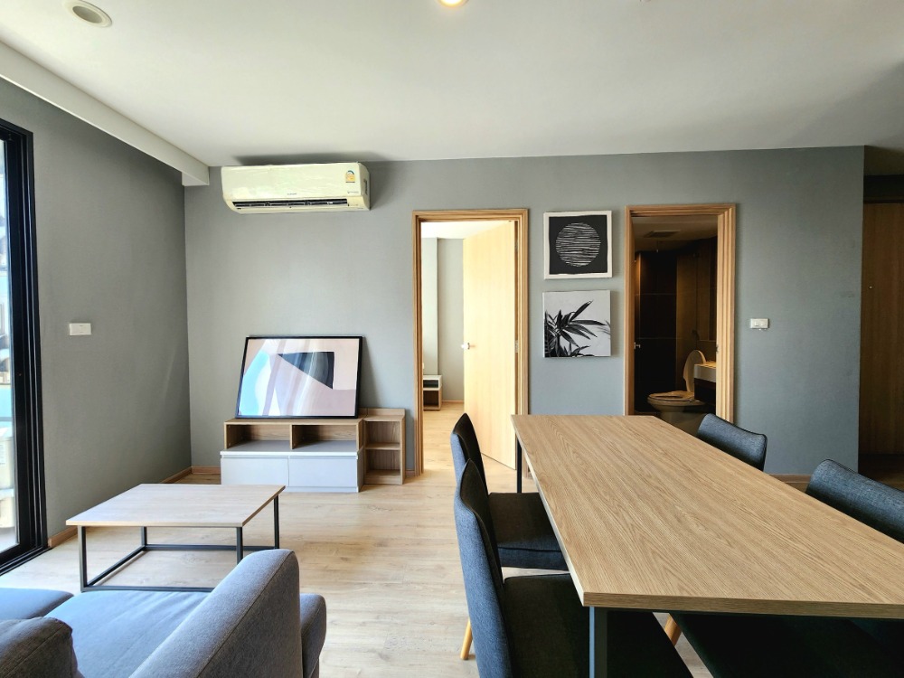 ให้เช่าคอนโดวงเวียนใหญ่ เจริญนคร : *ห้องว่างครับผมแบบ 2 Bed ห้องตัวอย่างเอามาปล่อย มือ 1 จอดรถได้ 2 คัน ** ให้เช่า The Most อิสรภาพ ใกล้ศิริราชที่สุด ใกล้MRTบางขุนนนท์ !! SN517.411