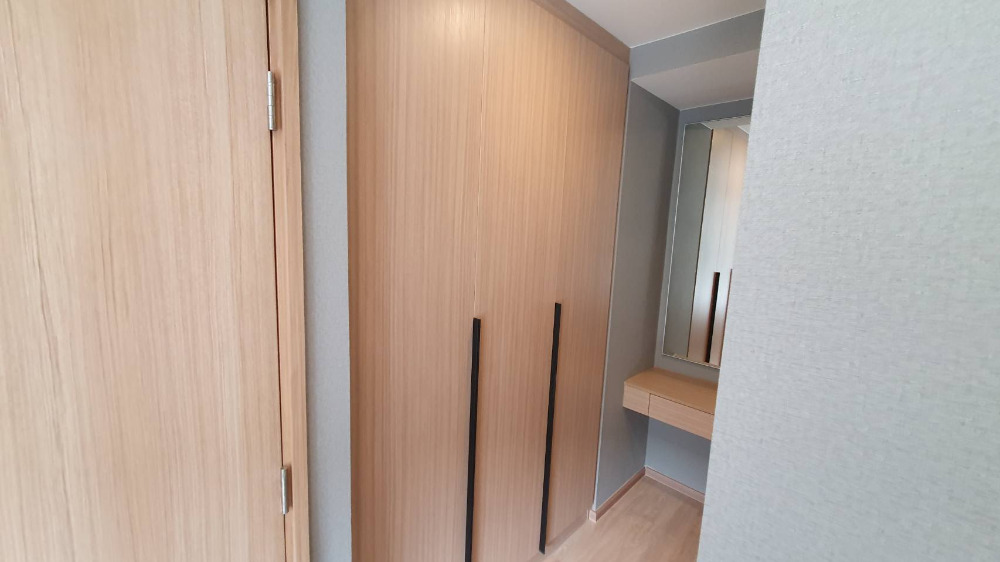 ให้เช่าคอนโดวงเวียนใหญ่ เจริญนคร : SN517 **ให้เช่า ไม่ว่างครับผม โครงการ The Most อิสรภาพ** 1 Bedroom ชั้น 6 วิวสระน้ำโครงการ พร้อมอยู่ **เจ้าของใจดี**ใกล้ศิริราชที่สุด