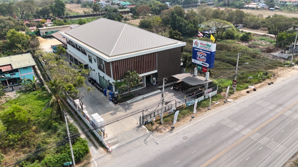 ขายร้านค้า/ตลาดนัดมีนบุรี-ร่มเกล้า : ขาย อาคาร 2 ชั้น ร้านค้า โชว์รูม สำนักงานขาย โกดัง และที่พักอาศัย พร้อมโซลาร์เซลล์ 25.2 kWp บนที่ดิน 2 ไร่ ติดถนนประชาร่วมใจ มีนบุรี กรุงเทพ